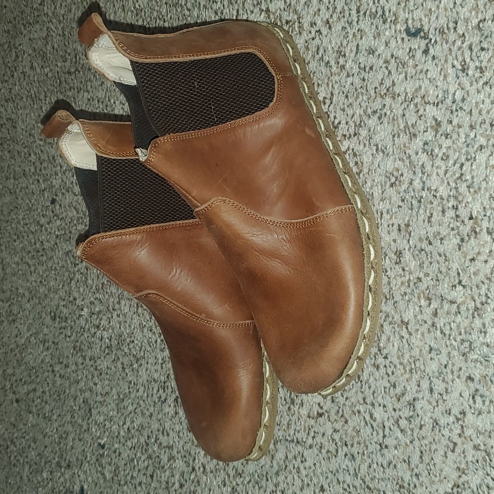 Atlantis Barefoot-Style Chelsea Boots